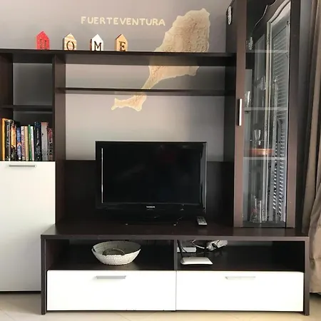 Sunbeach Apartment